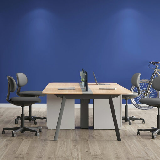 Yoyo Chairs in office