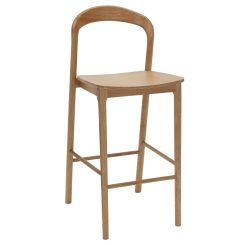 Nodo timber chair angled to front from right side