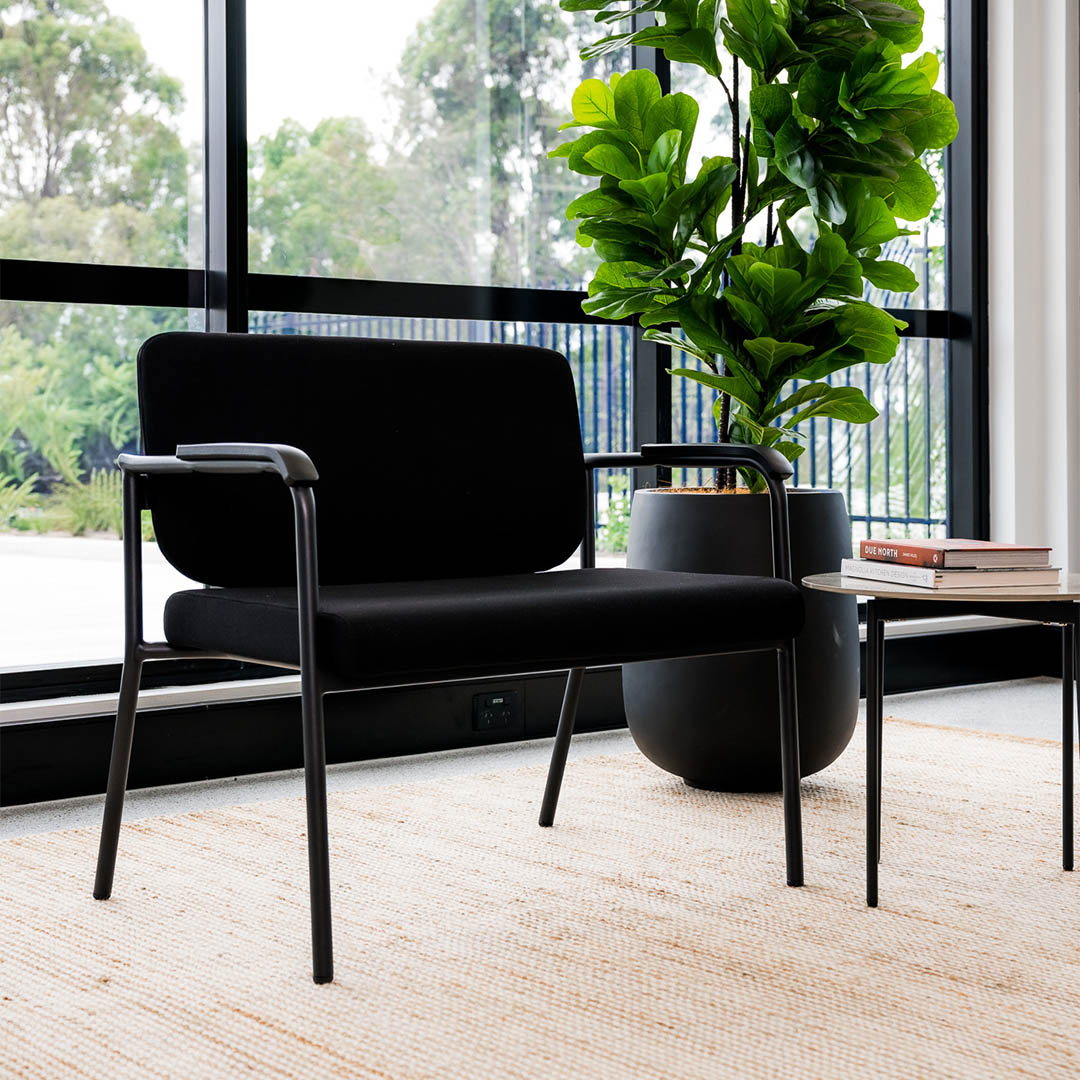 Endura Max Bariatric Chair Black Fabric With Arms in-situ
